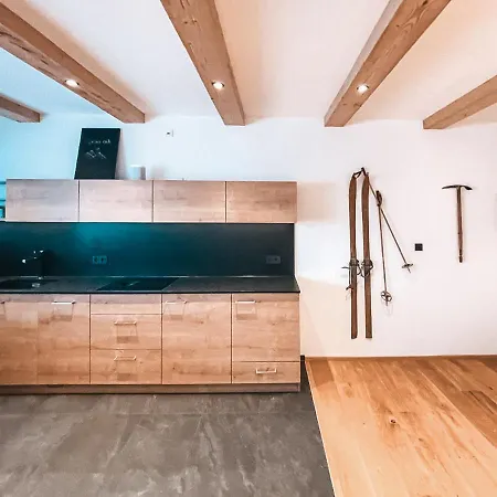 Alpenluxus' Alpine Seefeld With Balcony & Car Park Apartment *